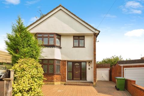 undefined, Minton Rise, Taplow, Maidenhead
