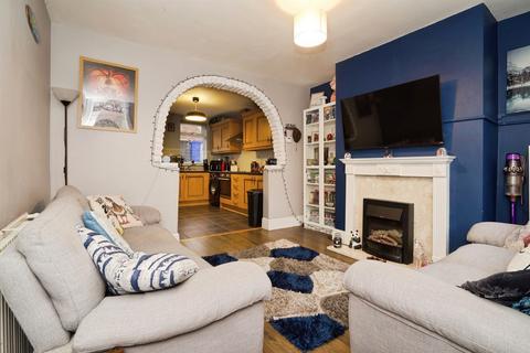 2 bedroom end of terrace house for sale, Viola Bank, Stocksbridge, Sheffield