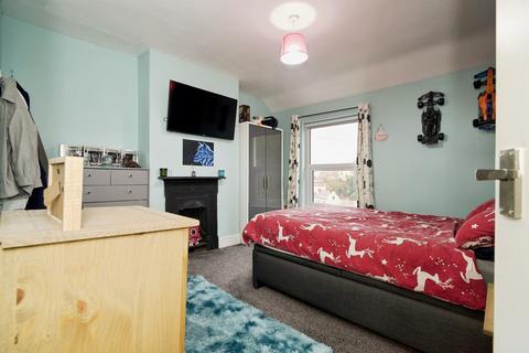 2 bedroom end of terrace house for sale, Viola Bank, Stocksbridge, Sheffield