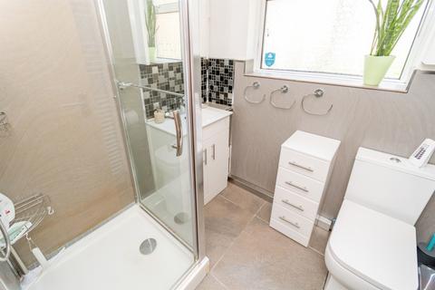 2 bedroom semi-detached bungalow for sale, Walsingham Gardens, Southampton