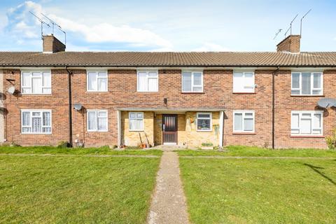 2 bedroom maisonette for sale, Millbrook Road, Bushey