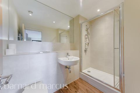 2 bedroom apartment for sale, Gwynne Road, London
