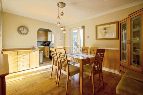 3 bedroom semi-detached house for sale, Falmouth Avenue, Normanton