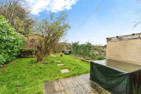 3 bedroom semi-detached house for sale, Dalefield Road, Normanton