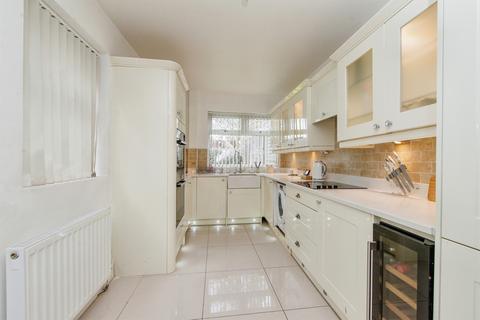 undefined, Ashton Road, Castleford