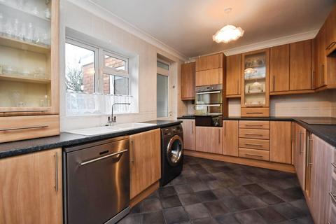 3 bedroom semi-detached house for sale, Sixth Avenue, CHELMSFORD