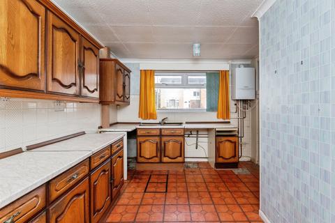 2 bedroom end of terrace house for sale, Cairns Crescent, Blacon, Chester