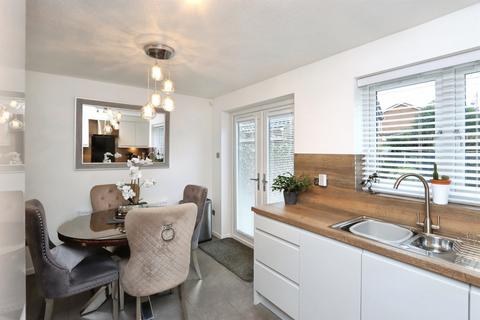 3 bedroom detached house for sale, Hartland Drive, Sothall, Sheffield