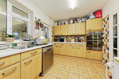 3 bedroom terraced house for sale, Oxford Road, Canterbury