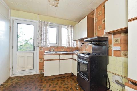 3 bedroom semi-detached house for sale, Wythburn Road, CHESTERFIELD