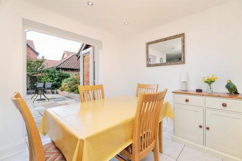 3 bedroom detached house for sale, Vaughan Close, Cromer