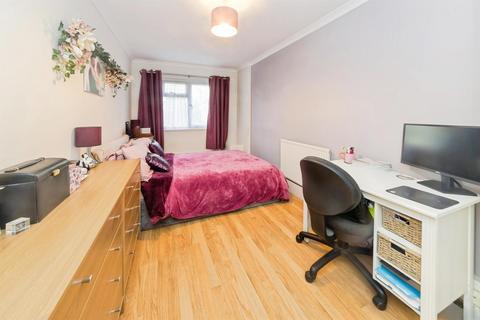 undefined, Sandy Lane, Crawley Down, Crawley