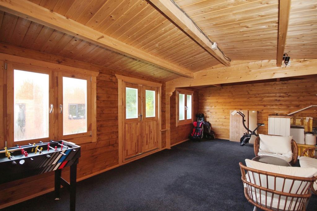 Summer House