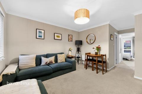 2 bedroom maisonette for sale, Godwin Close, Epsom