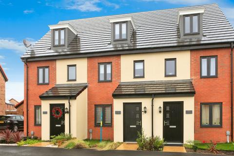 3 bedroom townhouse for sale, Burnham Crescent, Hampton Woods, Peterborough