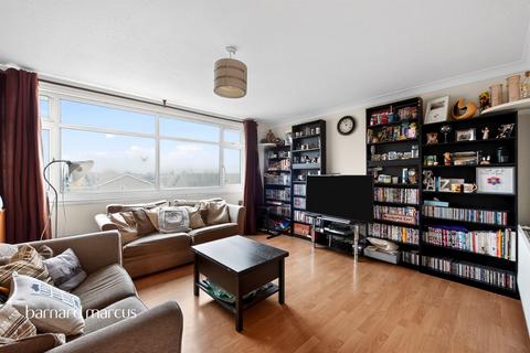3 bedroom house for sale, Percy Bryant Road, Sunbury-On-Thames