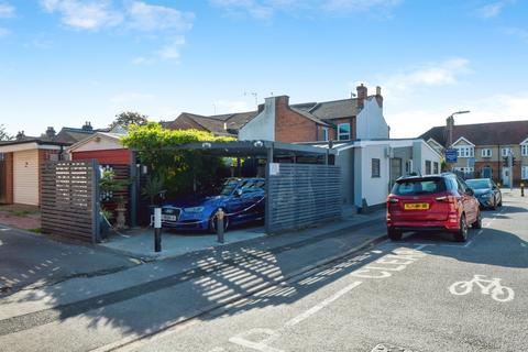 undefined, Chestnut Avenue, Eastleigh