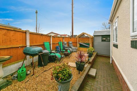 undefined, Orchard Park, Elton, Chester