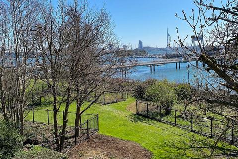 2 bedroom apartment for sale, Searle Drive, Gosport