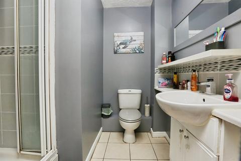 2 bedroom apartment for sale, Dartmouth Court, Gosport