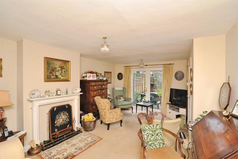 undefined, Main Street, Peasmarsh, Rye