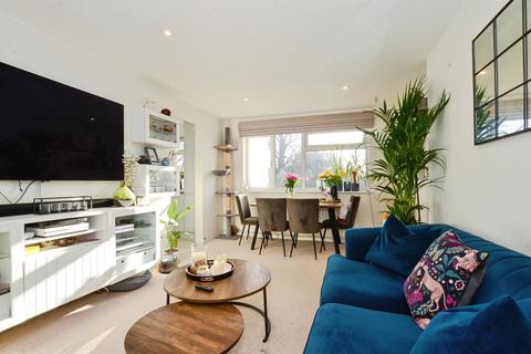 2 bedroom maisonette for sale, Gilpin Green, Harpenden