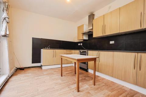 3 bedroom semi-detached house for sale, Highfield Road, HALESOWEN