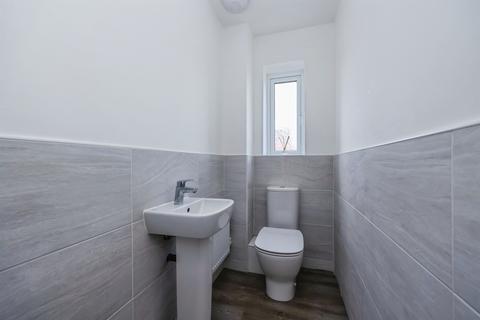 4 bedroom detached house for sale, Griffon Drive, Hucknall, Nottingham