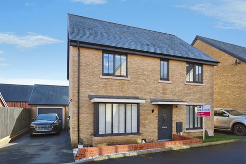 undefined, Trefoil Way, Ridgewood, Uckfield