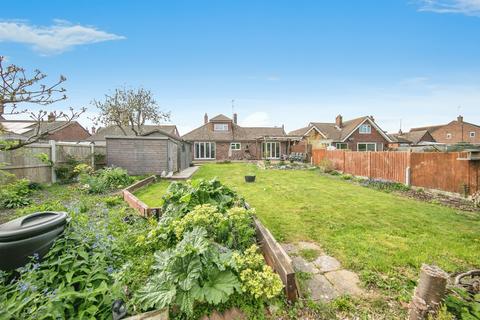 4 bedroom detached bungalow for sale, Wrabness Road, Ramsey, Harwich