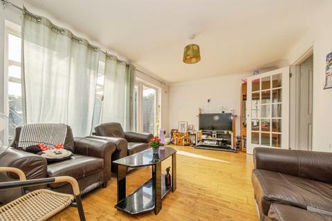 3 bedroom end of terrace house for sale, Cowslip Close, Ipswich