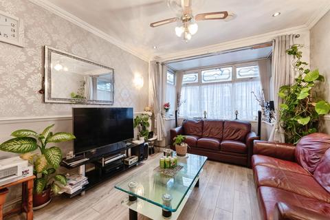 3 bedroom terraced house for sale, Douglas Road, Acocks Green, Birmingham
