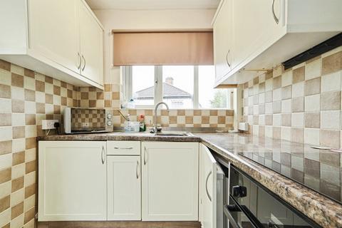 undefined, Woodside View, Leeds