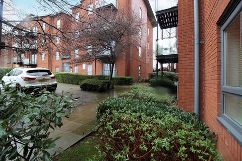 2 bedroom apartment for sale, Bouverie Court, Leeds