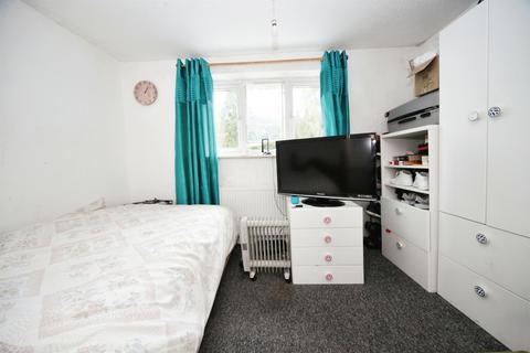 undefined, Brussels Way, Luton