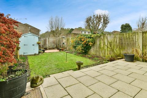 undefined, Glovers Close, HERTFORD