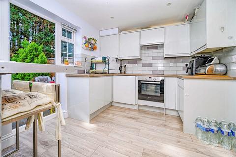undefined, Bideford Gardens, Luton