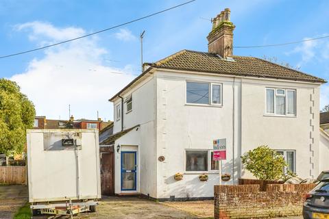 Wivelsfield Road, Haywards Heath