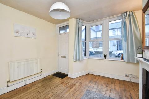 3 bedroom terraced house for sale, North Lodge Avenue, Harrogate