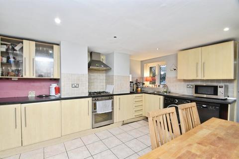 3 bedroom terraced house for sale, North Lodge Avenue, Harrogate