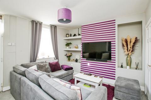 4 bedroom end of terrace house for sale, Bethel Street, HALIFAX