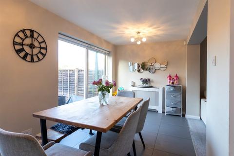 3 bedroom terraced house for sale, Tanners Crescent, Hertford