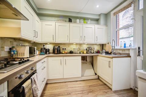 4 bedroom semi-detached house for sale, Hayle Road, Maidstone