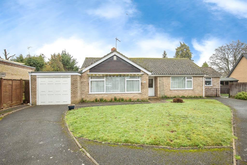 3 bedroom detached bungalow for sale