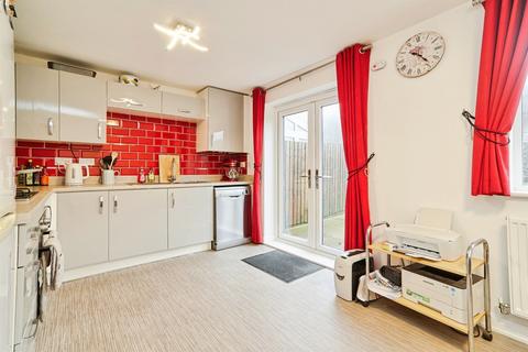 3 bedroom semi-detached house for sale, Staincliffe Drive, Keighley BD22