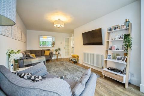 4 bedroom semi-detached house for sale, Ragstone Road, Bearsted, Maidstone