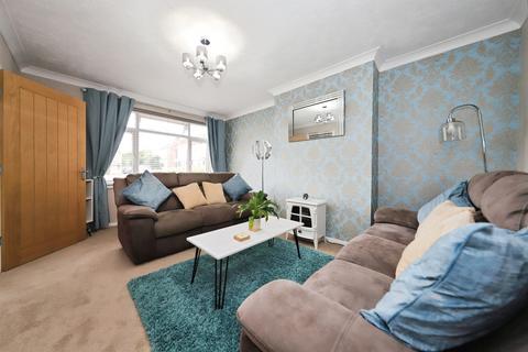 3 bedroom semi-detached house for sale, Hawthorn Grove, Kidderminster