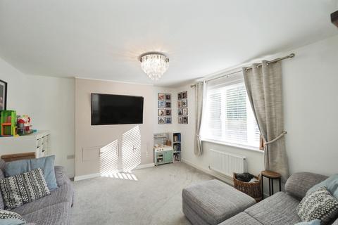 3 bedroom detached house for sale, Chaffinch Drive, Shepshed, Loughborough
