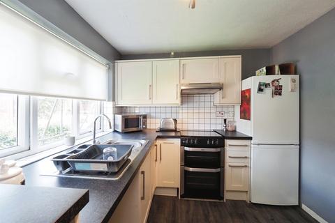 2 bedroom flat for sale, Peel Drive, LOUGHBOROUGH
