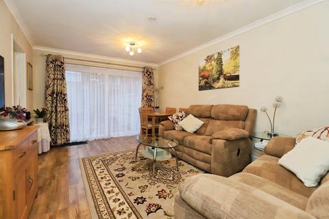 undefined, Lyndhurst Drive, Kidderminster